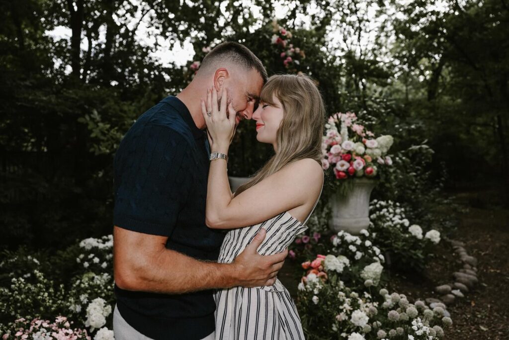Taylor-1024x684 Taylor Swift Engagement Ring 2025: Price, Design & Why It’s the Biggest Celebrity Jewelry Trend