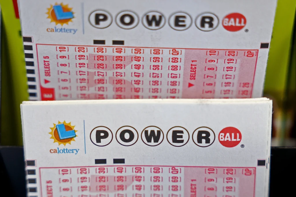 Powerball-Jackpot-Soars-to-1.40-Billion-Ahead-of-Tonights-Drawing-1024x683 Powerball Jackpot Soars to $1.40 Billion Ahead of Tonight’s Drawing